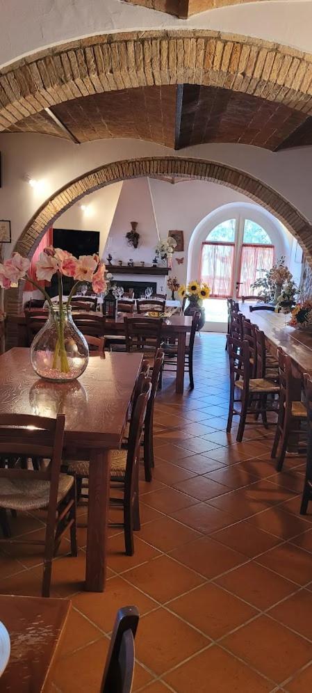 Agriturismo Il Poggio Казале Маритимо Екстериор снимка
